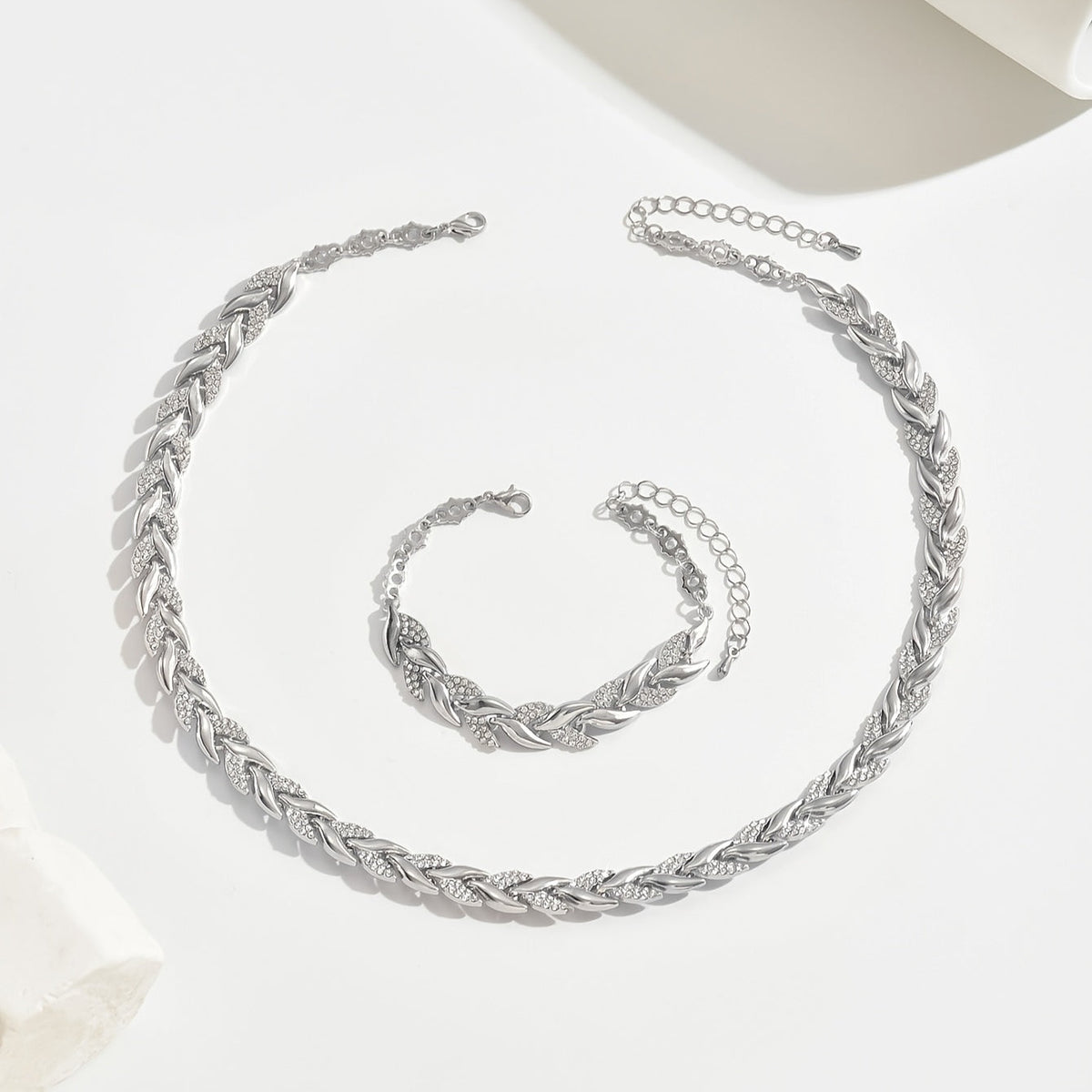 Set nakita sa kristalima Berta
